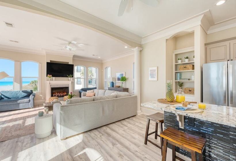 Calico By Avantstay Beachfront Retreat