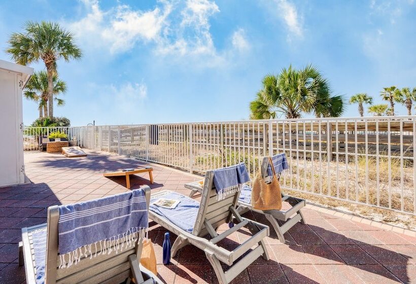 Calico By Avantstay Beachfront Retreat