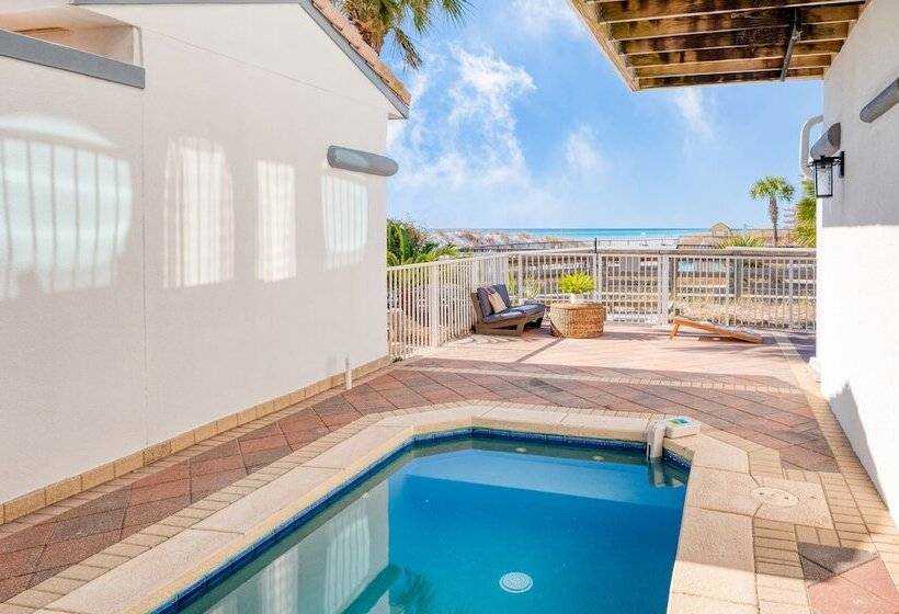 Calico By Avantstay Beachfront Retreat