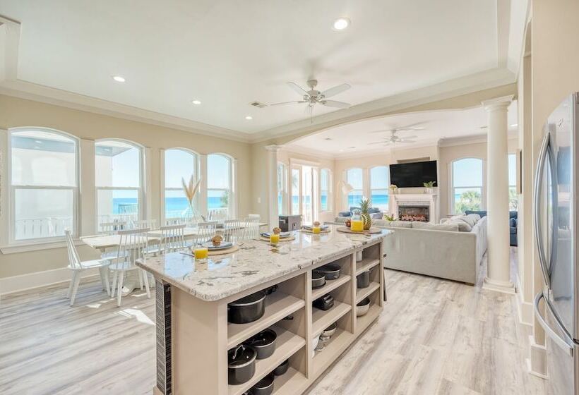 Calico By Avantstay Beachfront Retreat