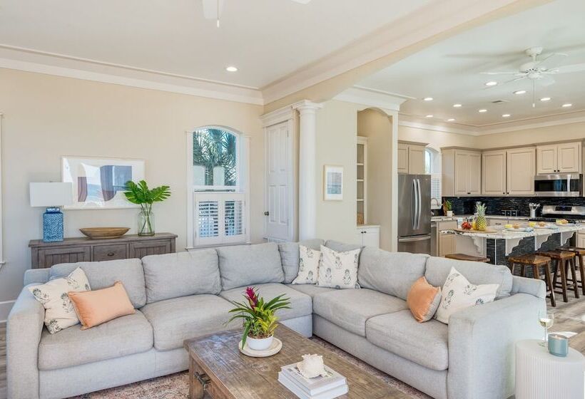 Calico By Avantstay Beachfront Retreat