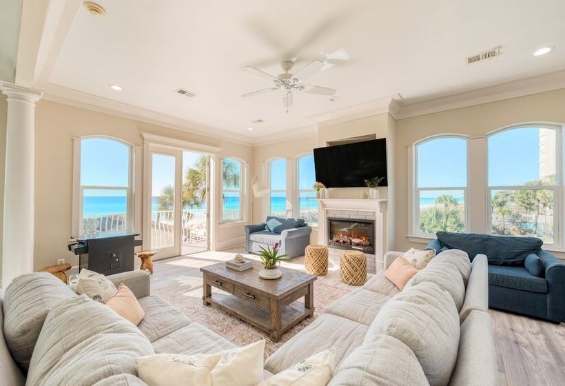 Calico By Avantstay Beachfront Retreat