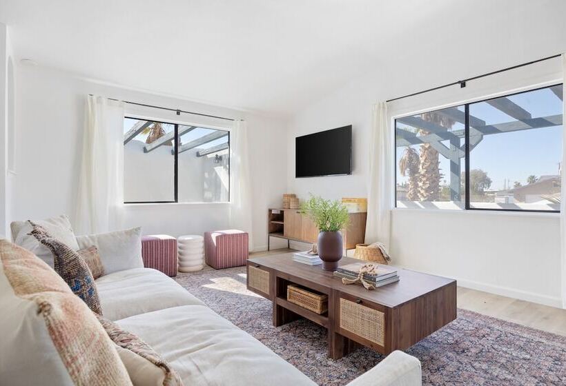 Carmella By Avantstay Modern Jtree Home W/ Large Outdoor Area!