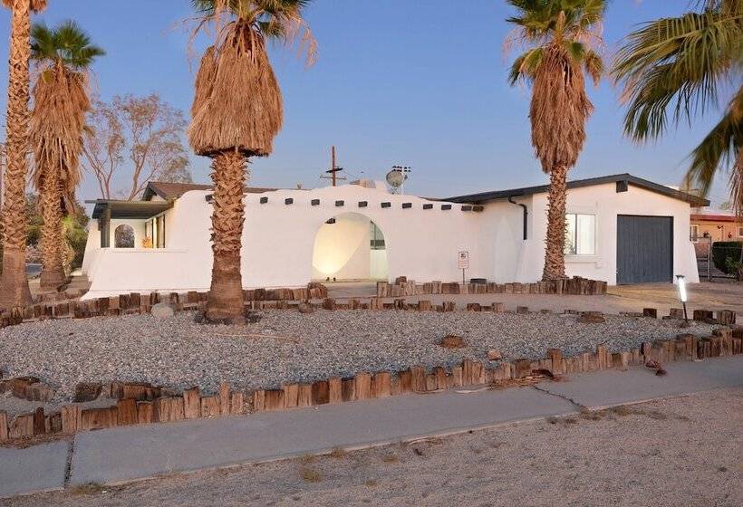 Carmella By Avantstay Modern Jtree Home W/ Large Outdoor Area!