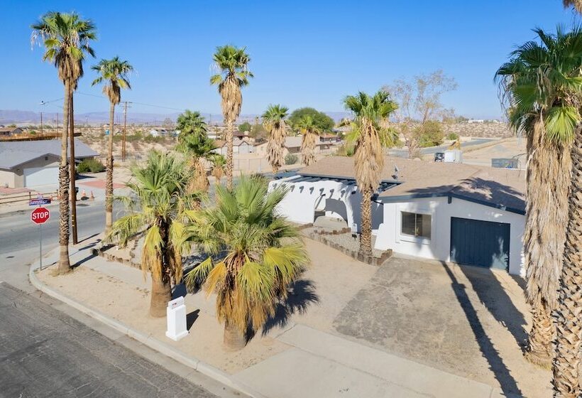 Carmella By Avantstay Modern Jtree Home W/ Large Outdoor Area!