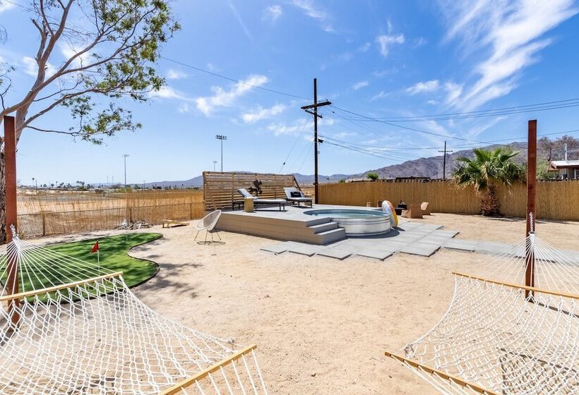 Carmella By Avantstay Modern Jtree Home W/ Large Outdoor Area!