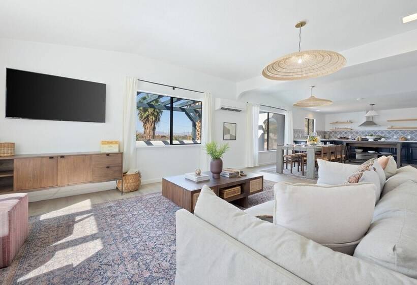 Carmella By Avantstay Modern Jtree Home W/ Large Outdoor Area!