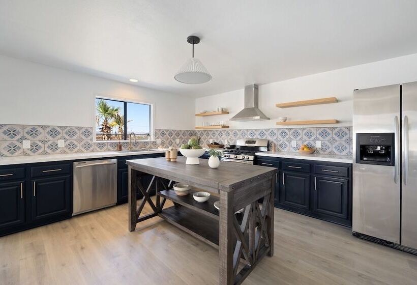 Carmella By Avantstay Modern Jtree Home W/ Large Outdoor Area!