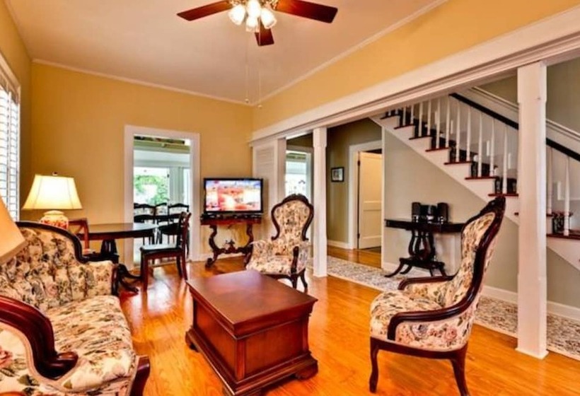 Casa De Rosalie By Avantstay Great Location W/ Pool, Bbq & Outdoor Dining Month Long Stays Only