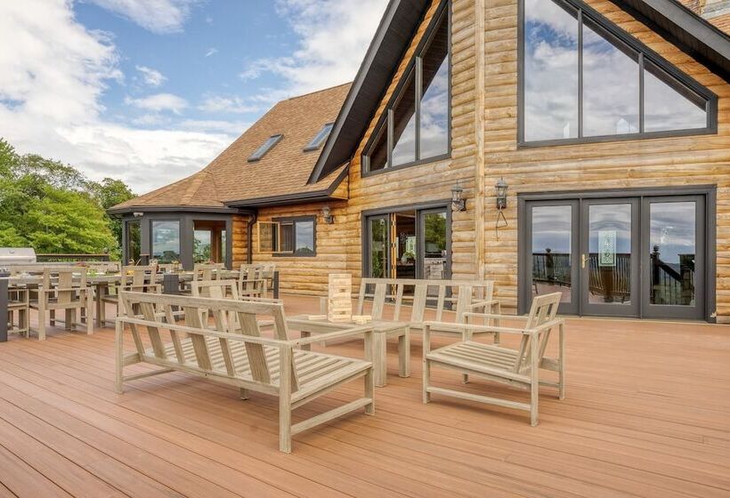 Chester By Avantstay Amazing Views, Secluded Home, A True City Escape!