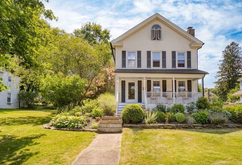 Cordelia By Avantstay Amazing Backyard, 10mins From Stockbridge!