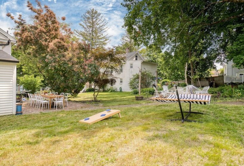 Cordelia By Avantstay Amazing Backyard, 10mins From Stockbridge!