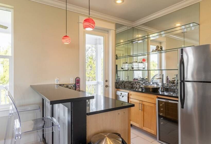 Doctor S Orders By Avantstay 5 Mins To Beach! W/ Community Pool & Hot Tub!