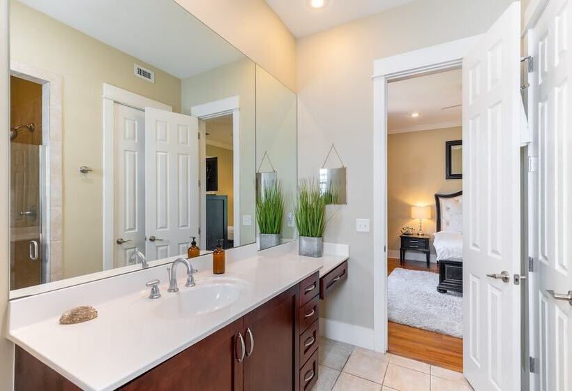 Doctor S Orders By Avantstay 5 Mins To Beach! W/ Community Pool & Hot Tub!