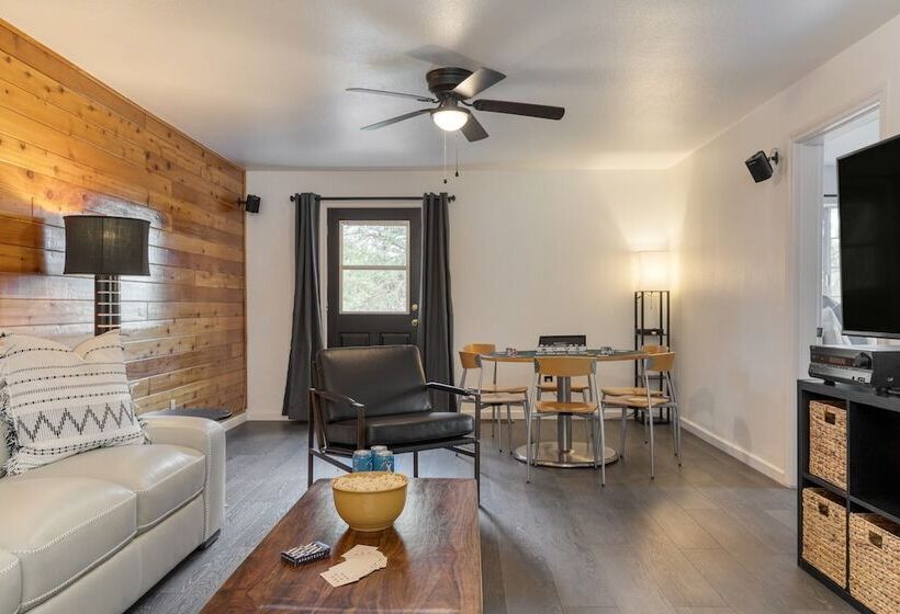 Enchanted Forest By Avantstay Indoor Hot Tub!