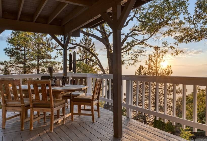 Enchanted Forest By Avantstay Indoor Hot Tub!