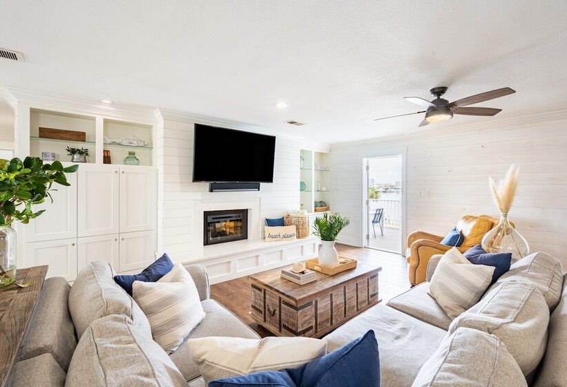 Harborside By Avantstay Expansive Destin Retreat