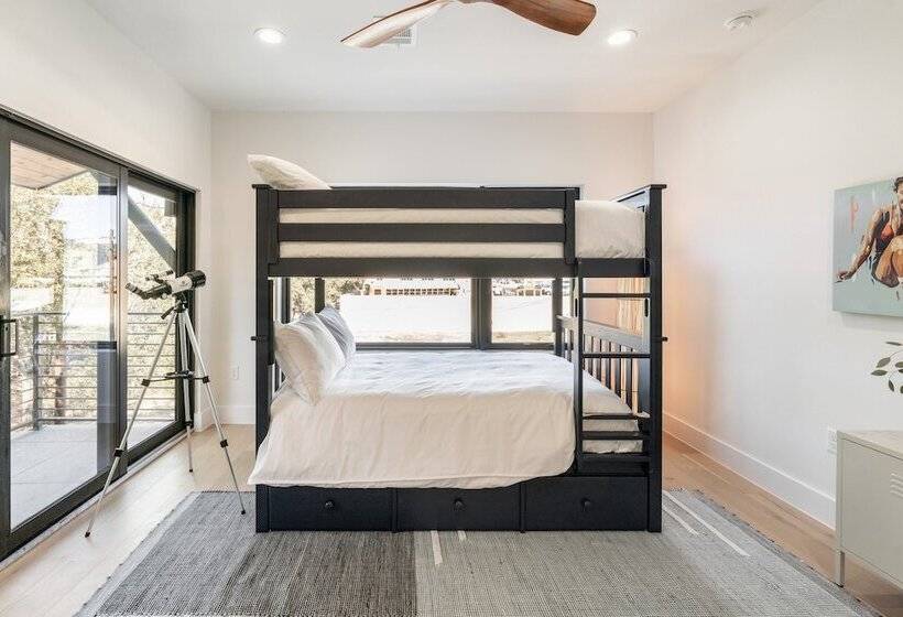 Henley By Avantstay Plunge Pool, Incredible Patio & Guest House!