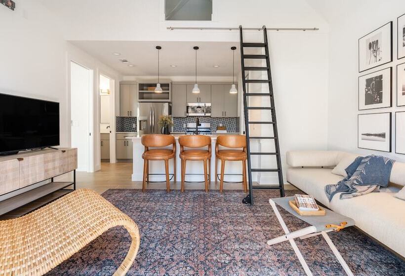 Henley By Avantstay Plunge Pool, Incredible Patio & Guest House!