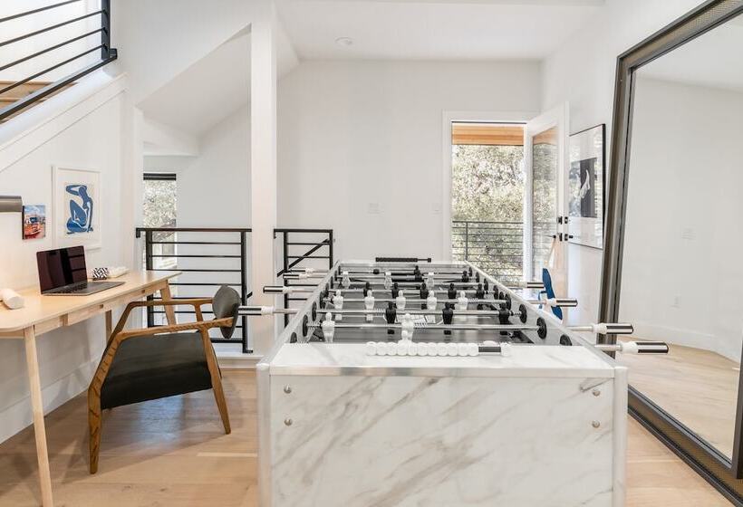 Henley By Avantstay Plunge Pool, Incredible Patio & Guest House!