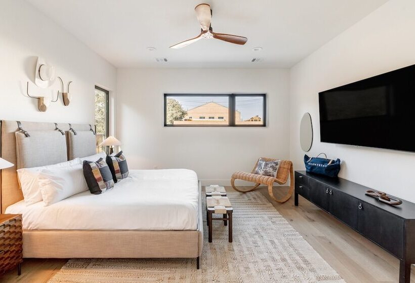 Henley By Avantstay Plunge Pool, Incredible Patio & Guest House!