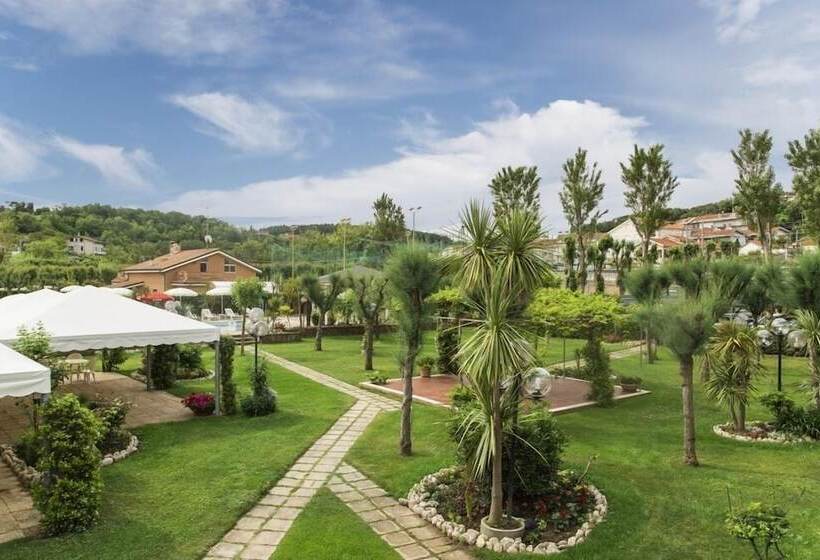 簡易ホテル Aurum Ortona