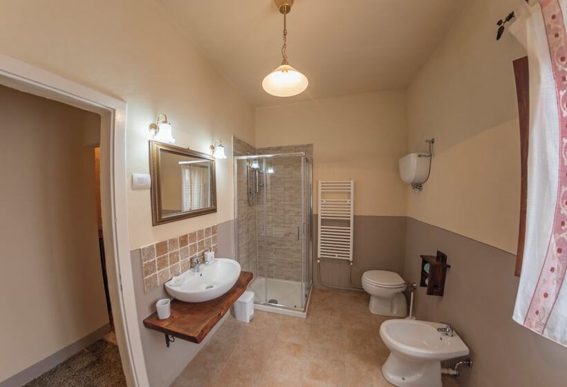 Отель Agriturismo La Ripolina