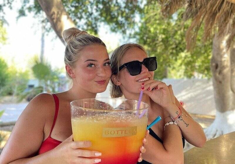 Отель Black Amber Boutique