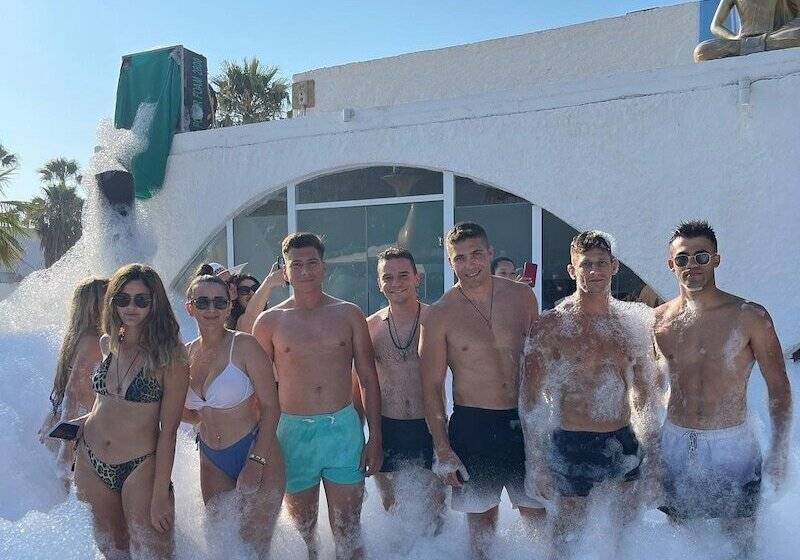 Отель Black Amber Boutique