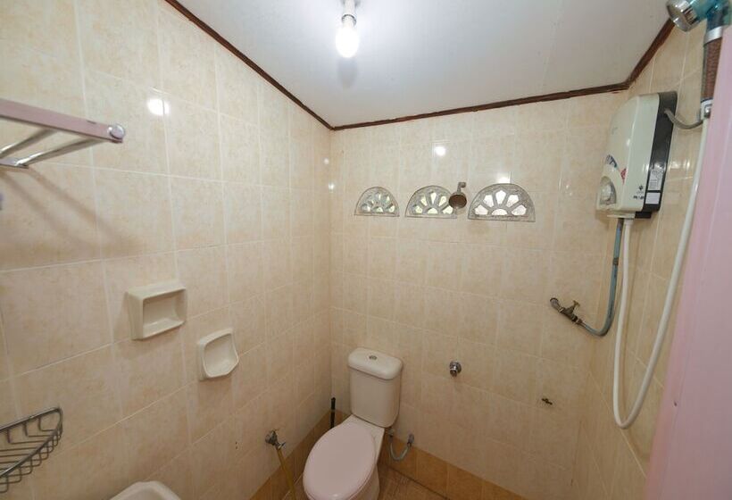 בית מלון כפרי Chalet Teratak Samuderakita