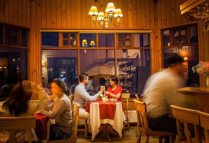 בית מלון כפרי Elun