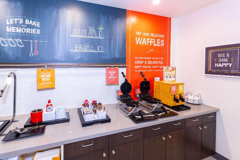 בית מלון כפרי Hampton Inn Selma, Ca