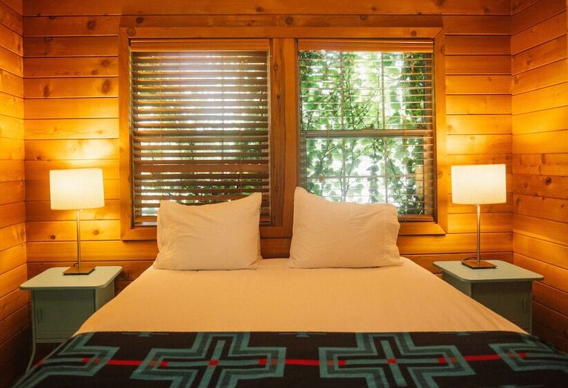 호텔 Johnson S Beach Cabins And Campground