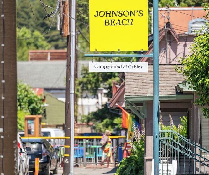 호텔 Johnson S Beach Cabins And Campground