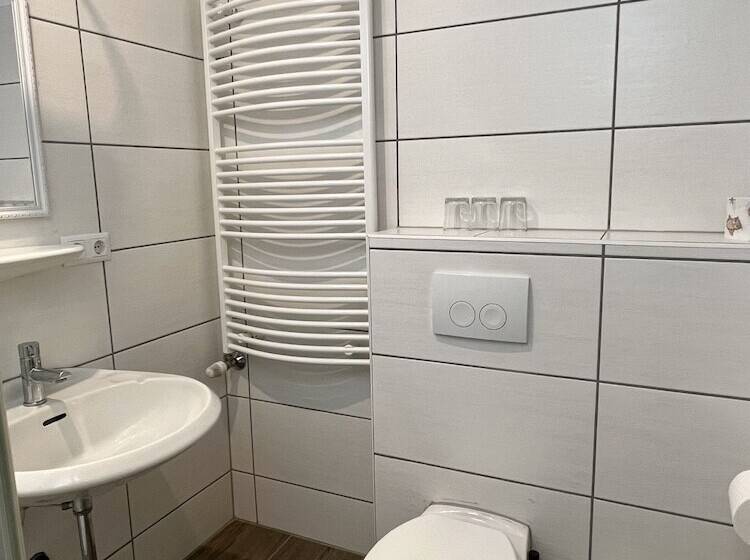 호텔 Neo Cologne Bonn Airport