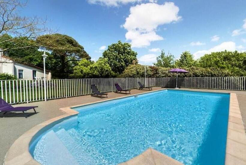 호텔 Ternélia Henri Iv