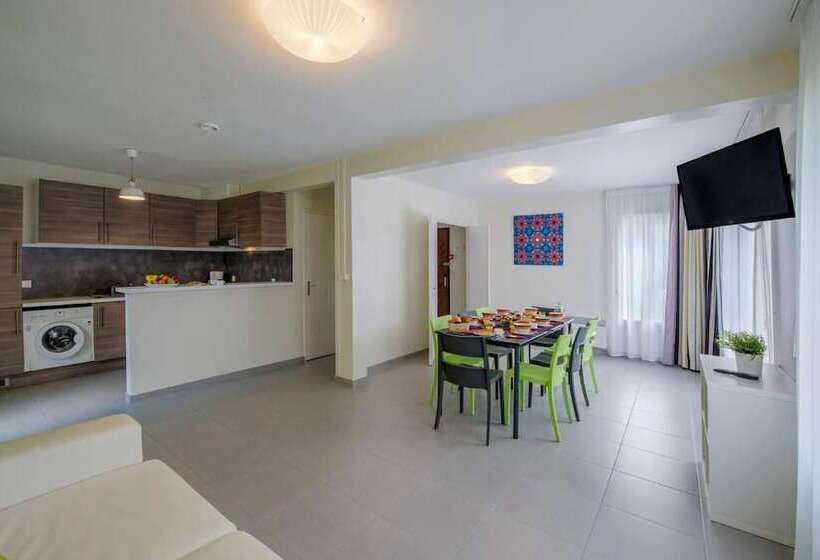 호텔 Ternélia Henri Iv