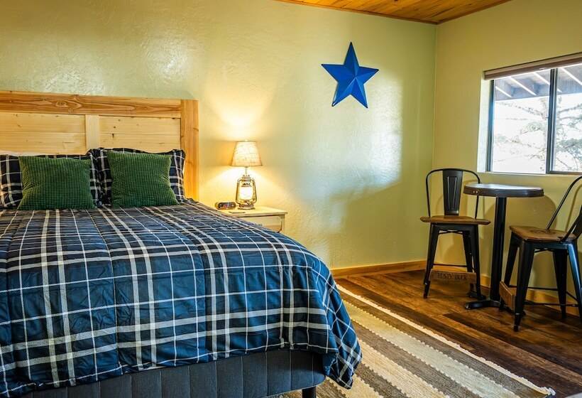 בית מלון כפרי Rusty Buck Inn