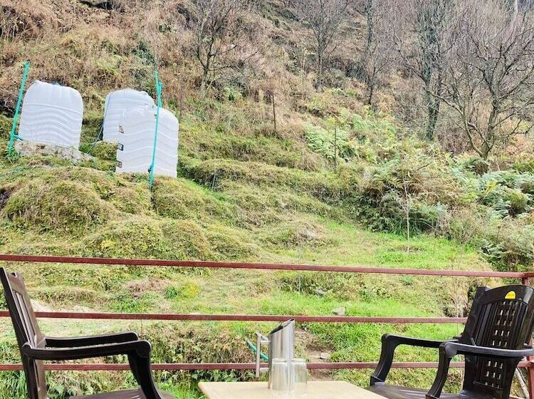 فندق Snow Crest Residency