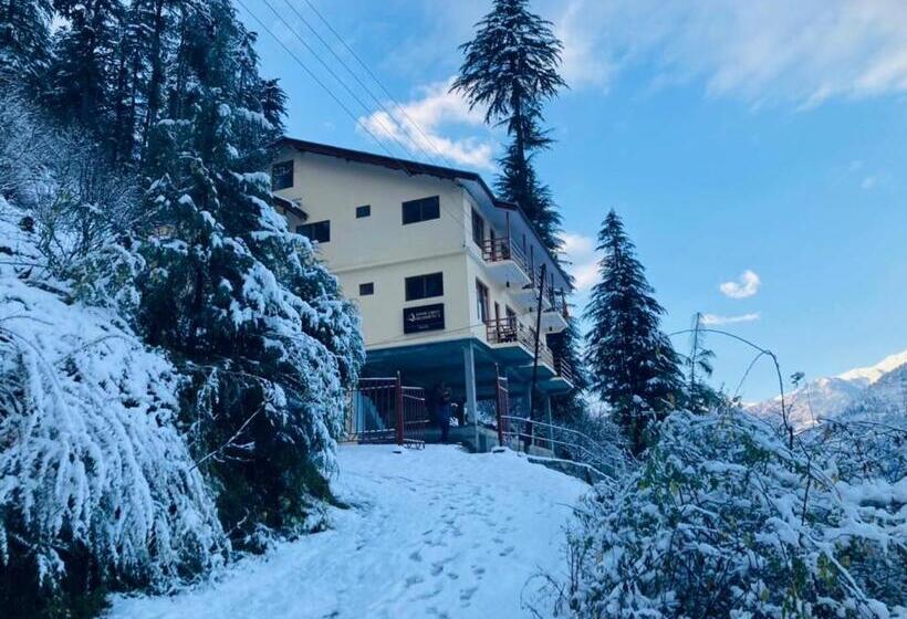 فندق Snow Crest Residency