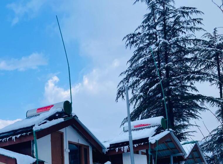 فندق Snow Crest Residency