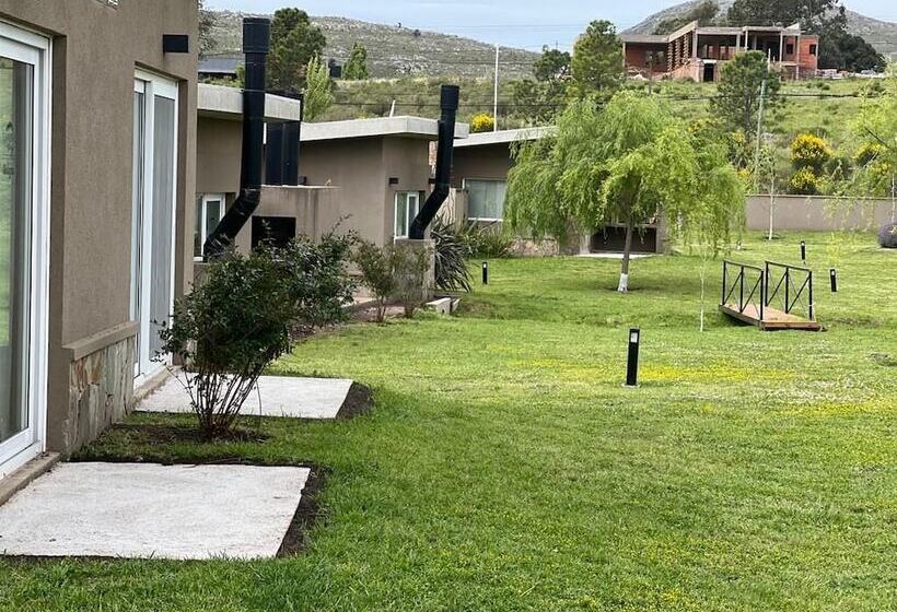 هتل Tandil Del Lago