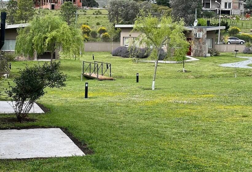 هتل Tandil Del Lago