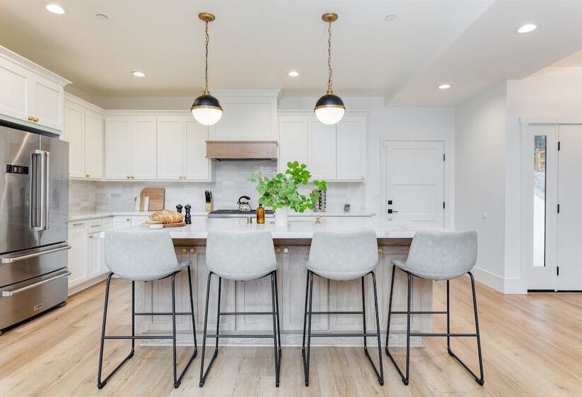 Howlite By Avantstay 5 Mins From Lake Arrowhead! Cestrp 2022 00405