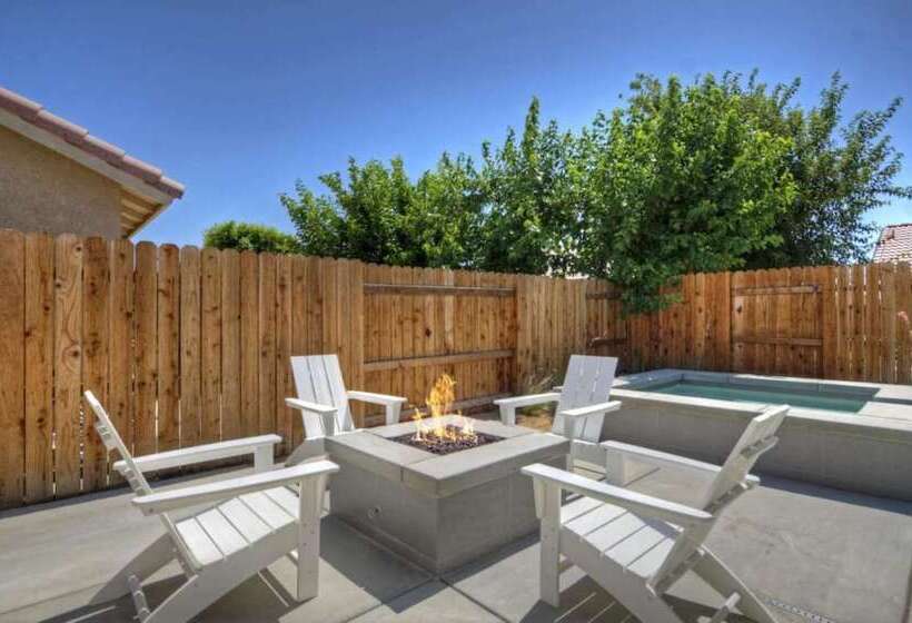 Indio Escape By Avantstay Stunning Home In Coachella W/ Pool & Hot Tub