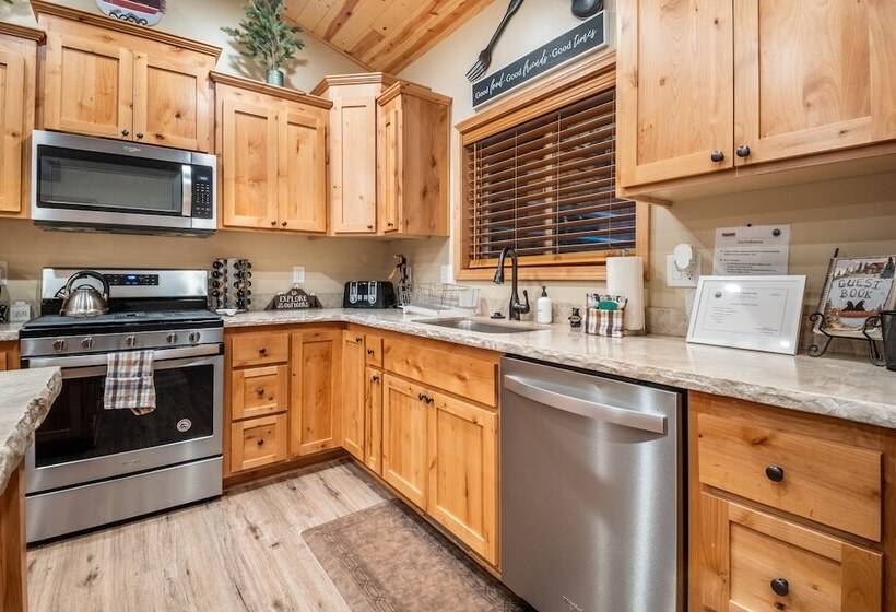 Lazy Bear Lodge By Avantstay Pine Tree Paradise W/ Game Room