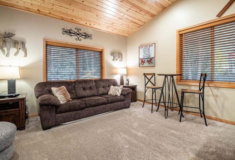 Lazy Bear Lodge By Avantstay Pine Tree Paradise W/ Game Room