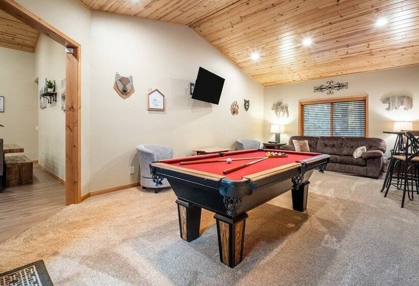 Lazy Bear Lodge By Avantstay Pine Tree Paradise W/ Game Room