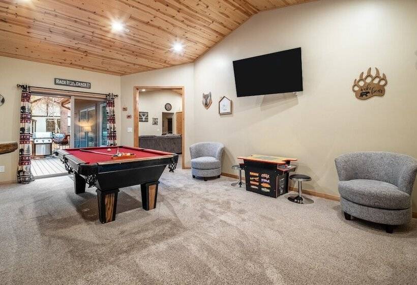 Lazy Bear Lodge By Avantstay Pine Tree Paradise W/ Game Room