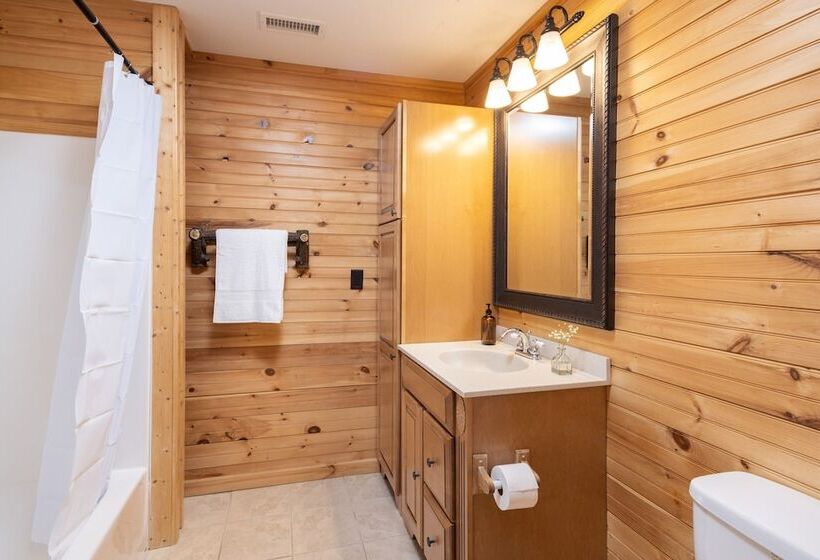 Leyland By Avantstay Cabin Mansion W/ Views